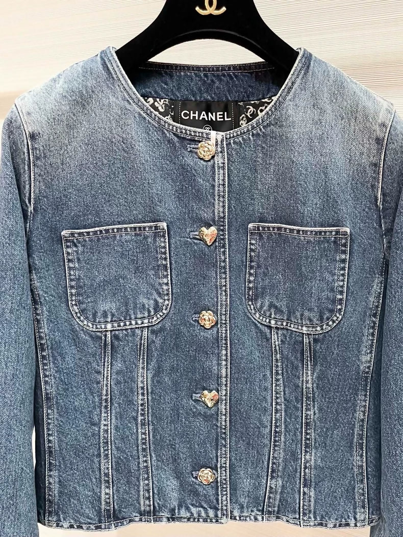Chanel 25B denim jacket with floral logo lining