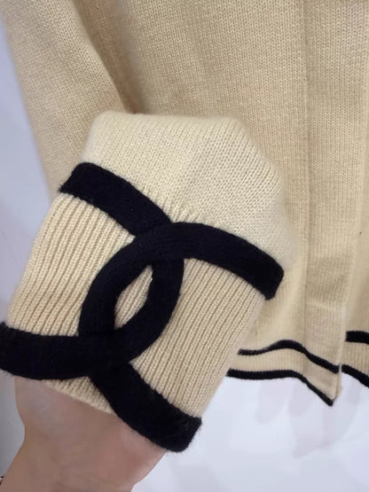 Chanel 26s beige black knit cardigan