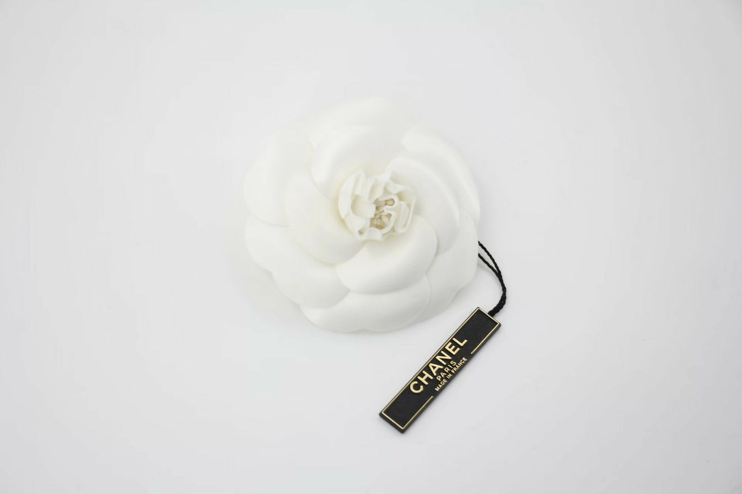 Chanel Vintage 81-85 White Silk Camellia Brooch
