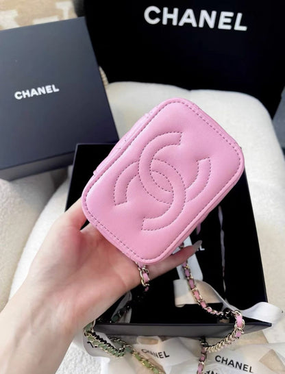 Chanel 23p pink with green handle box chain bag