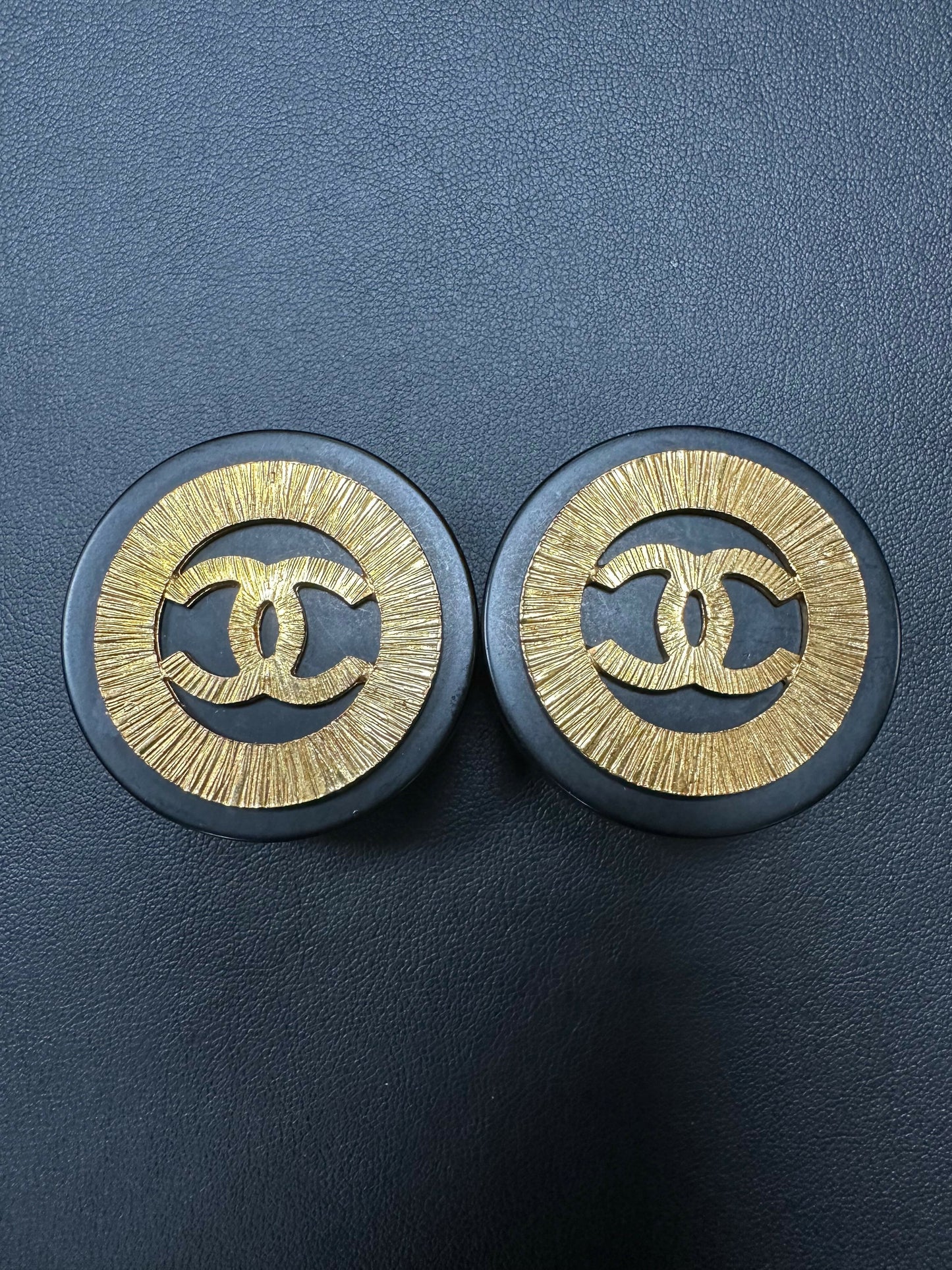 Chanel Vintage 93 Gold Plated & Resin Button CC Clip-on Earrings