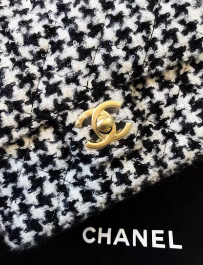 Chanel 22 black and white tweed square chain bag