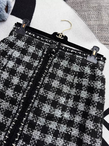 Chanel black and silver Damier tweed skirt