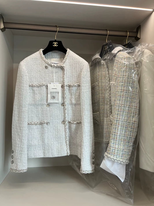 Chanel 25C white tweed jacket