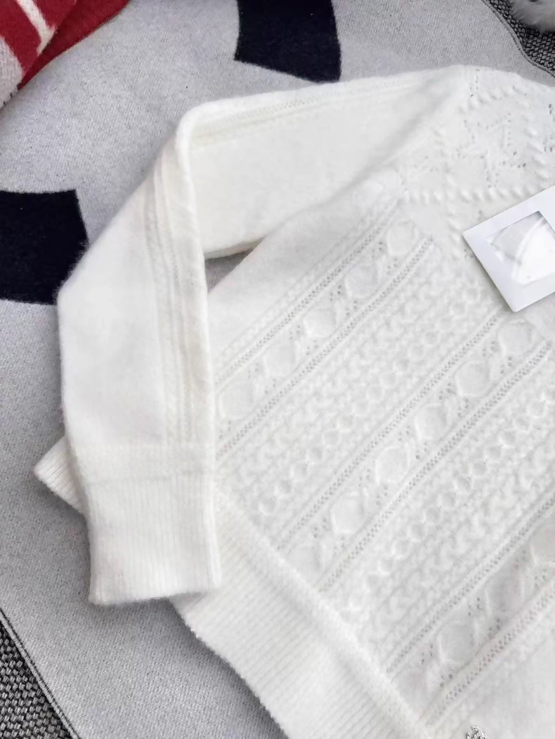 Chanel 23N off-white turtleneck cashmere sweater