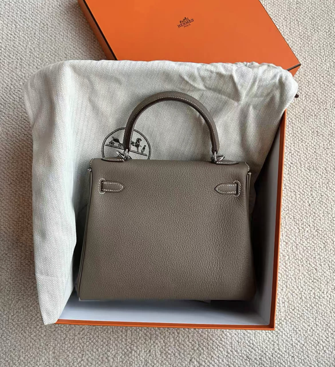 Hermes Kelly 25 Etoupe Togo Leather Palladium hardware