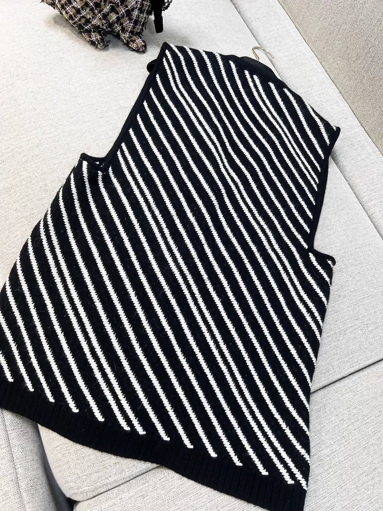 Chanel 21B black and white striped cashmere vest