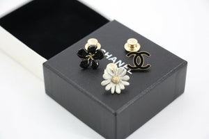 Chanel Vintage 10P Enamel Black Flower CC and White Chrysanthemum Brooch