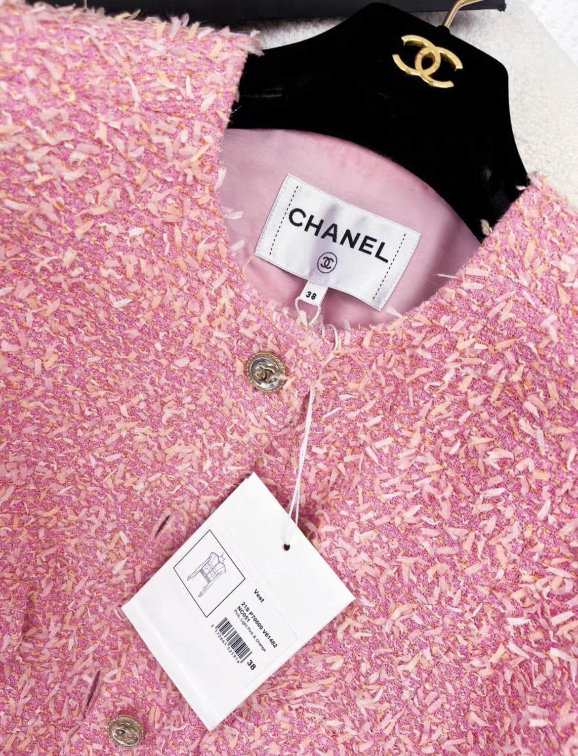 CHANEL 21S RUNWAY FANTASY TWEED VEST PINK 38FR