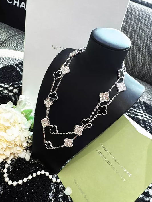 Van Cleef & Arpels (VCA) Vintage Alhambra Panda 20 motifs Long Necklace Black onyx with diamonds