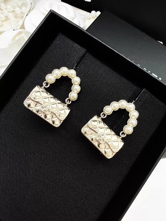 Chanel 21S light gold CF pearl quilted bag earrings