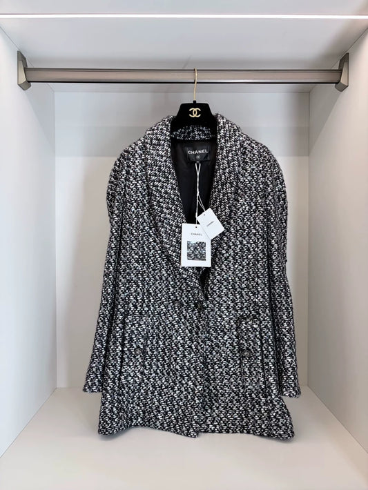 Chanel 21K Black Sequined Tweed Jacket