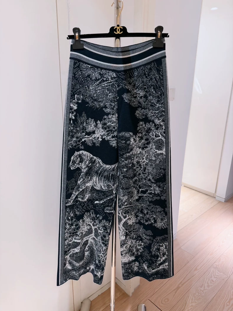 Christian Dior Toile de Jouy Jungle Zoo Pattern Side Logo Cashmere Knit Wide-Leg Pants
