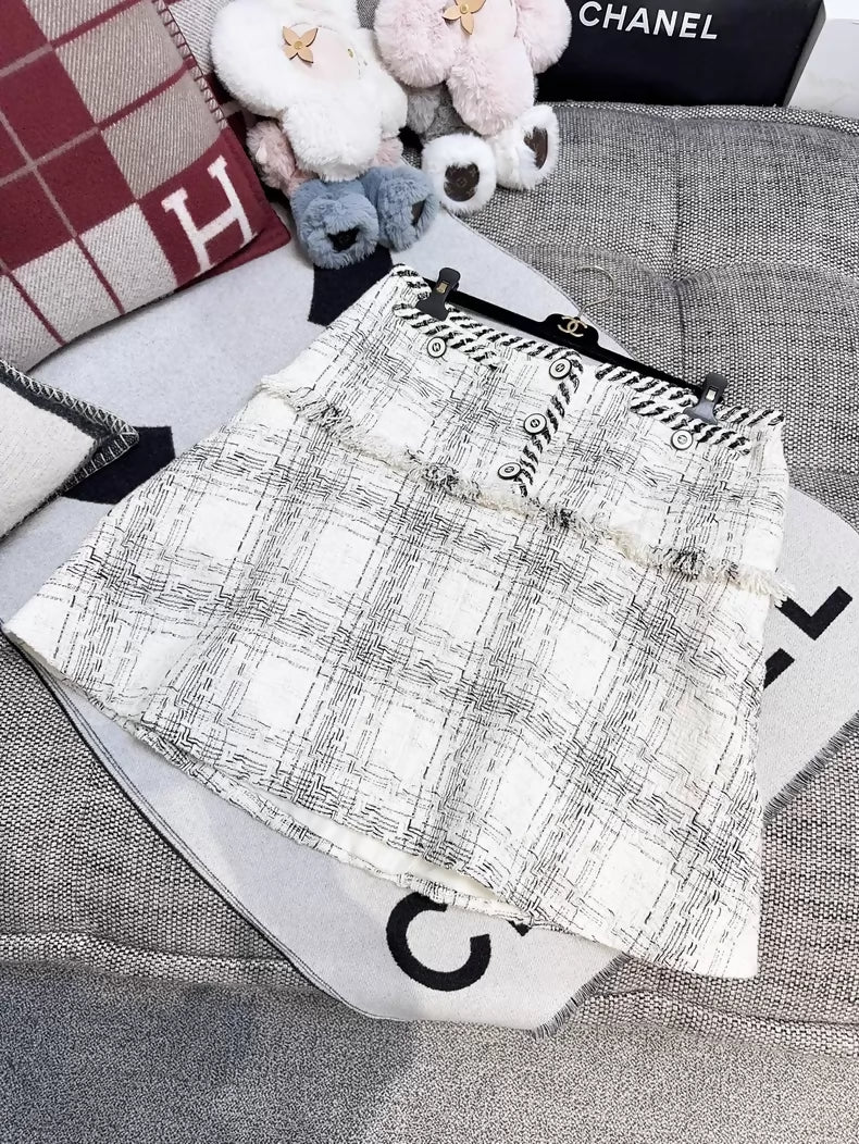 Chanel 18S Beige and Black Check Fringe Tweed Mini Skirt