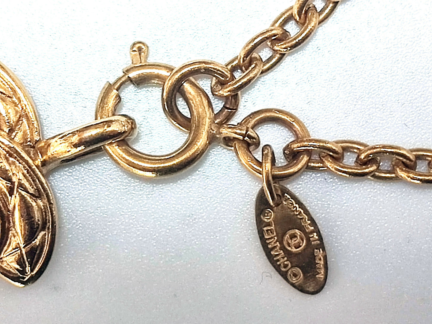 Chanel Vintage 81-85 Gold Plated Quilted Coco Mark Necklace