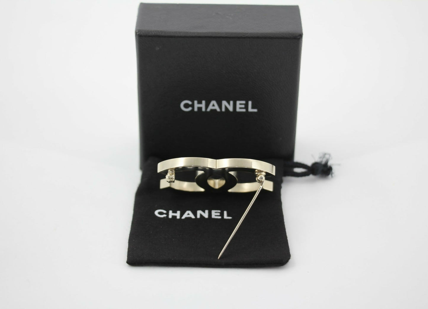 Chanel Vintage B11A Mother-of-Pearl Large CC Matte Gold Brooch