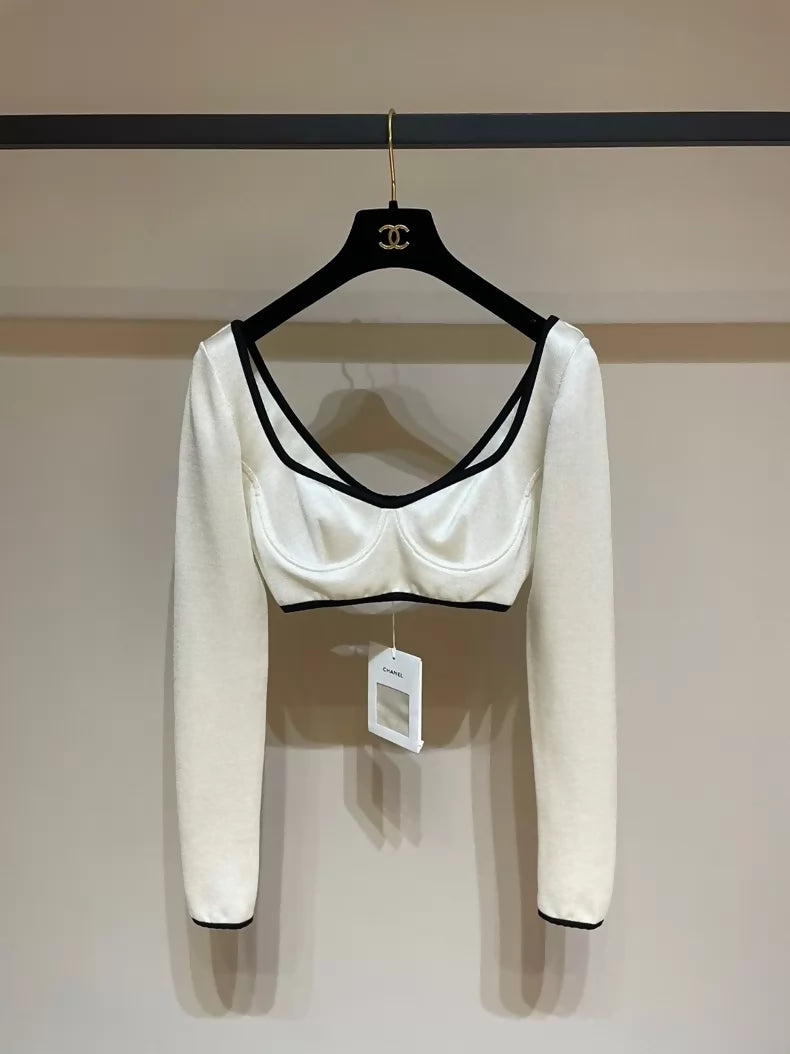 Chanel long-sleeved black and white top