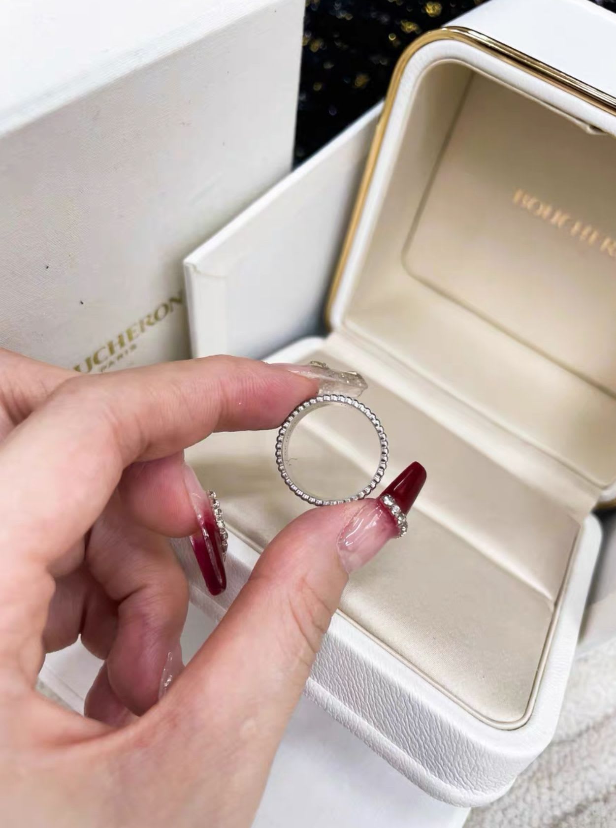 Boucheron Quatre Radiant classic platinum ring with diamonds