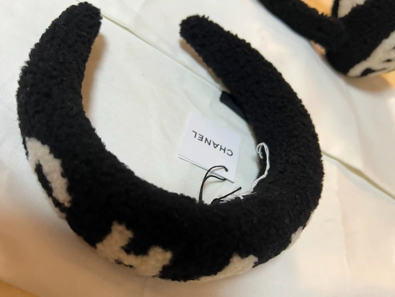 Chanel 25B black shearling Headband