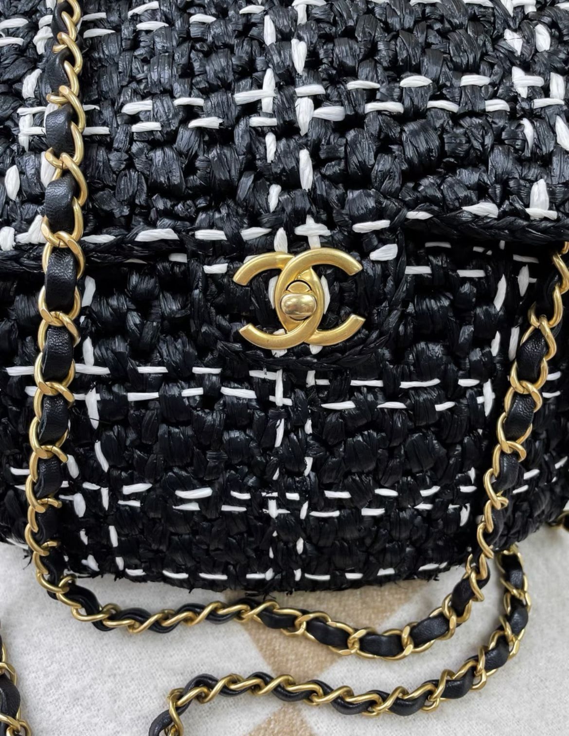 Chanel 23S raffia black and white woven tote bag