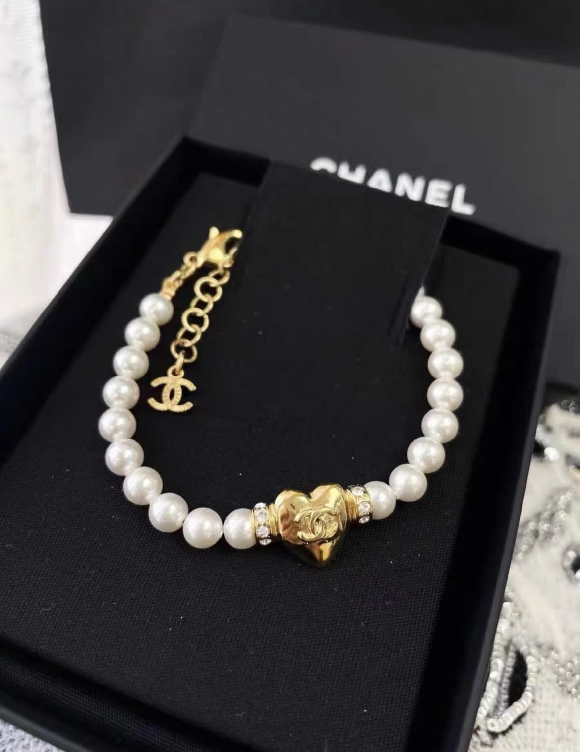 Chanel pearl gold heart diamond bracelet, brand new with box