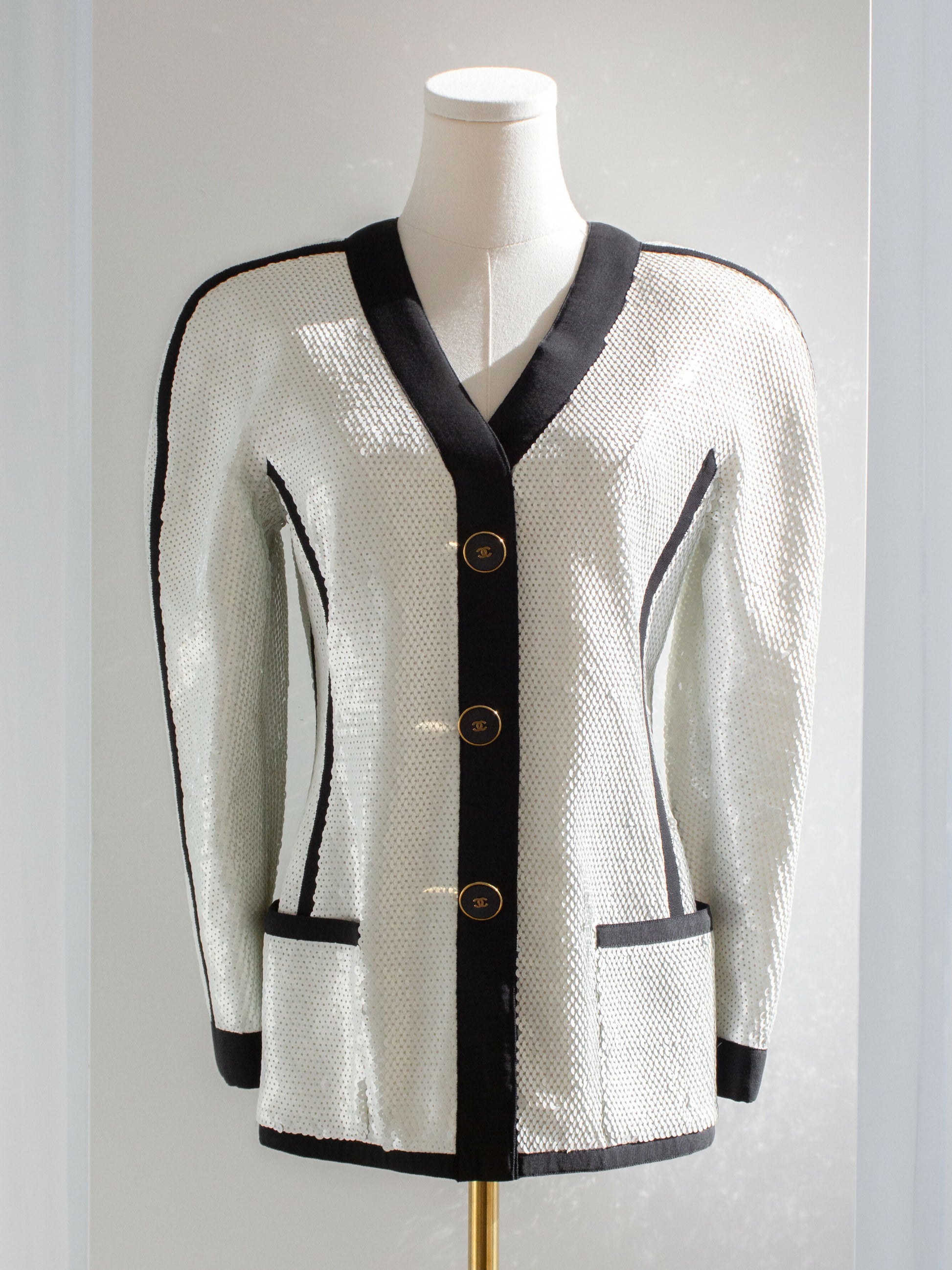 Chanel Vintage S:S 1991 Collector White Black Sequin CC Scuba Jacket 3