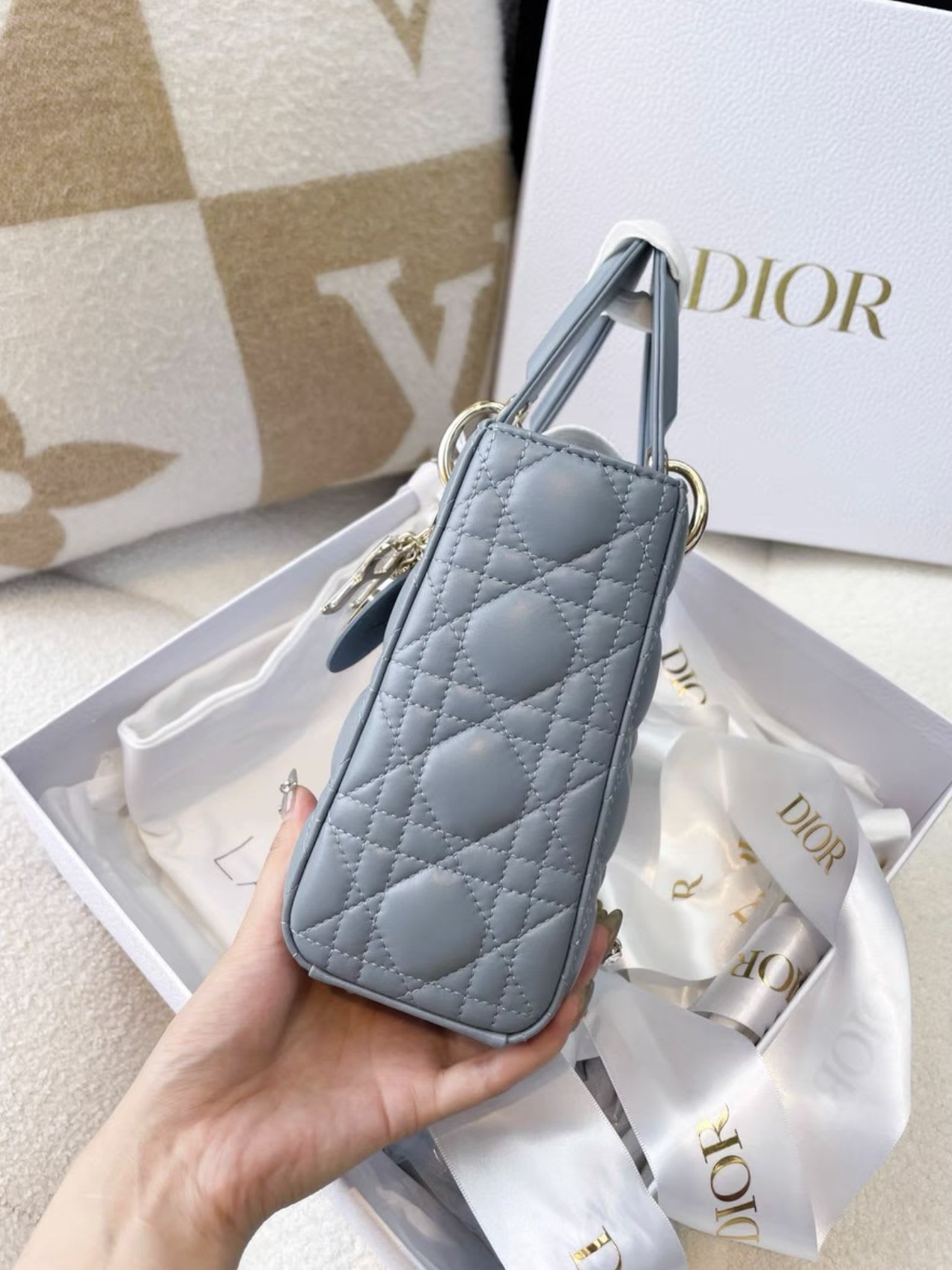 Dior haze blue five-grid Diana bag