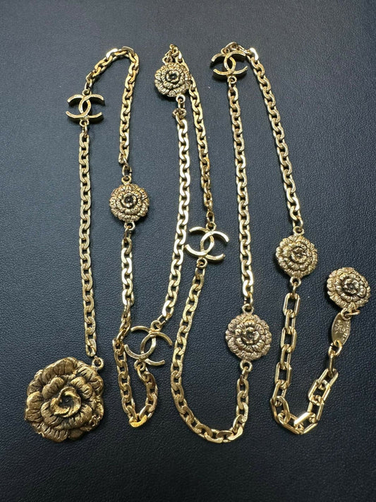 Chanel Vintage 83 Gold Plated Flower CC Slim Waist Chain