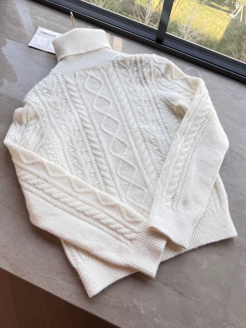 Chanel 25N White Turtleneck Sweater