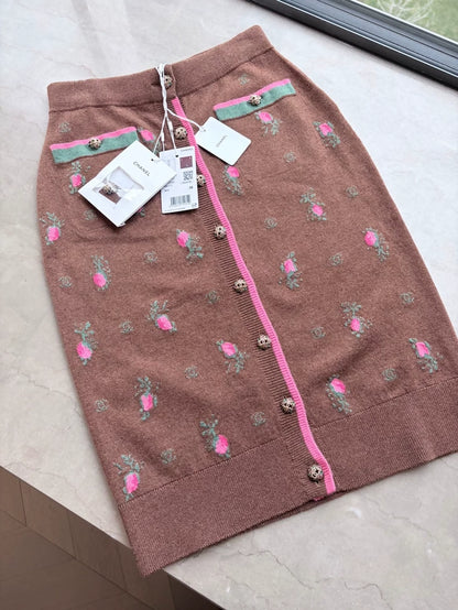 Chanel 22K brown cashmere skirt