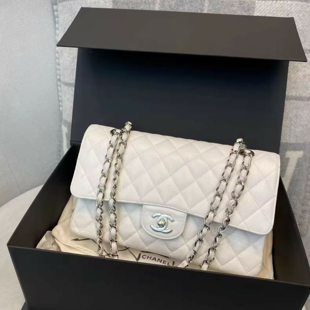 Chanel White Lychee Leather Classic Flap bag Medium – Wararni.com Chanel White Lychee Leather Classic Flap bag Medium – Wararni.com