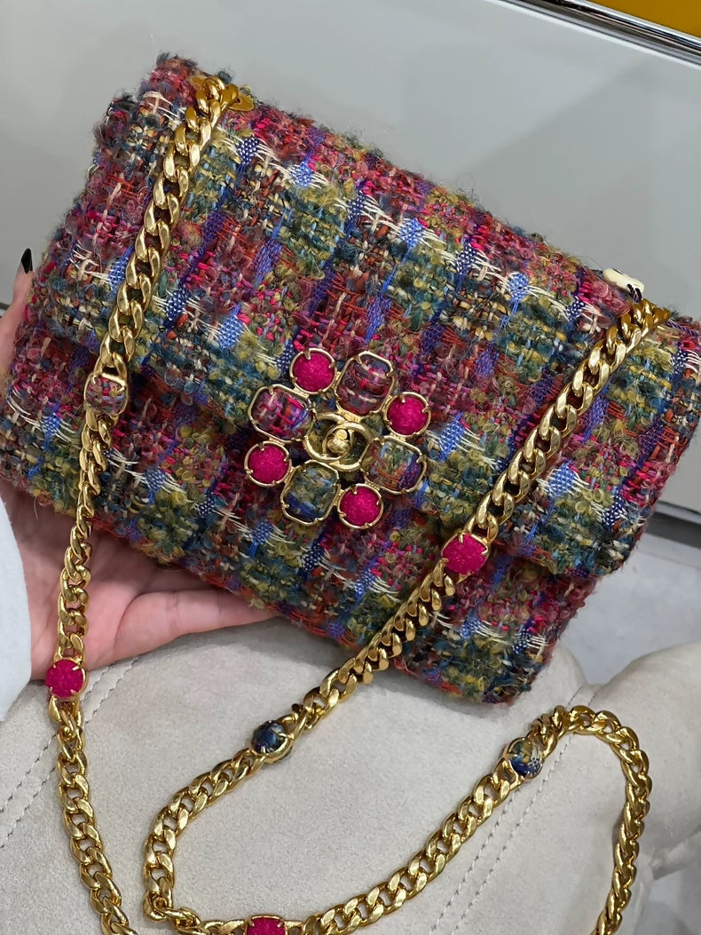 Chanel 22K pink/green Tweed Crossbody Bag