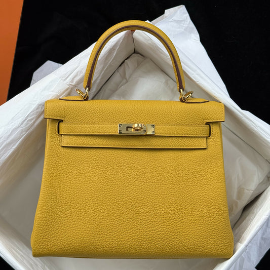 Hermès Kelly 25 Retourne Ambre Togo with Permabrass Hardware