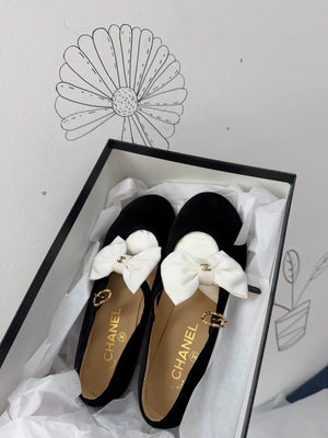 Chanel 24A white bow-trimmed black velvet Mary Jane