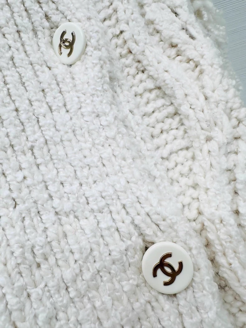 Chanel 18B Ski Collection Cardigan