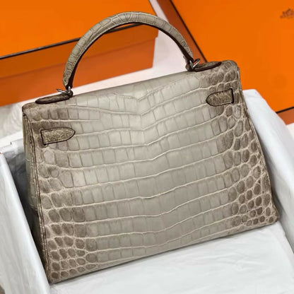 Hermes  nag (3)