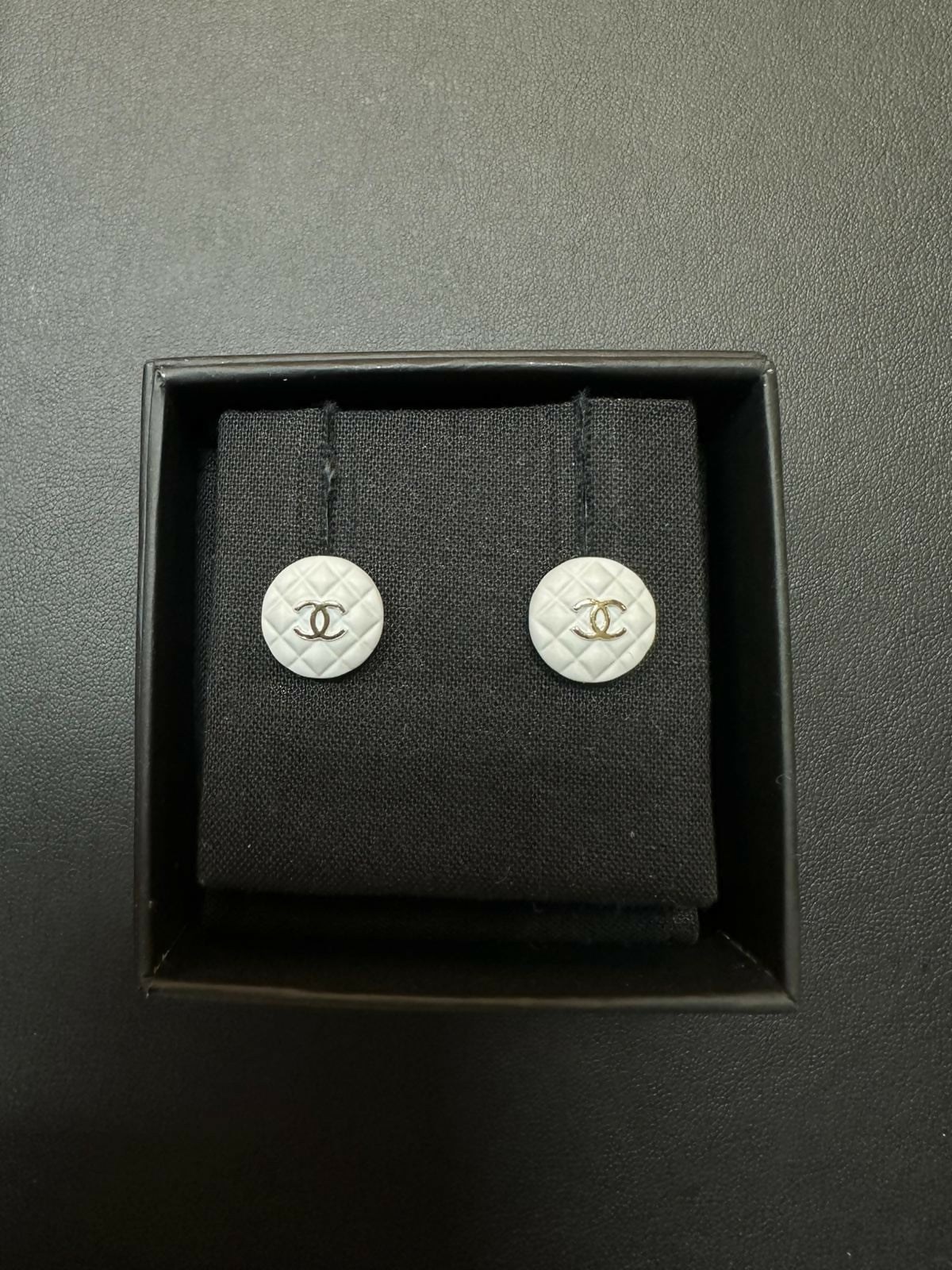 Chanel 19C White Resin Round Stud Earrings