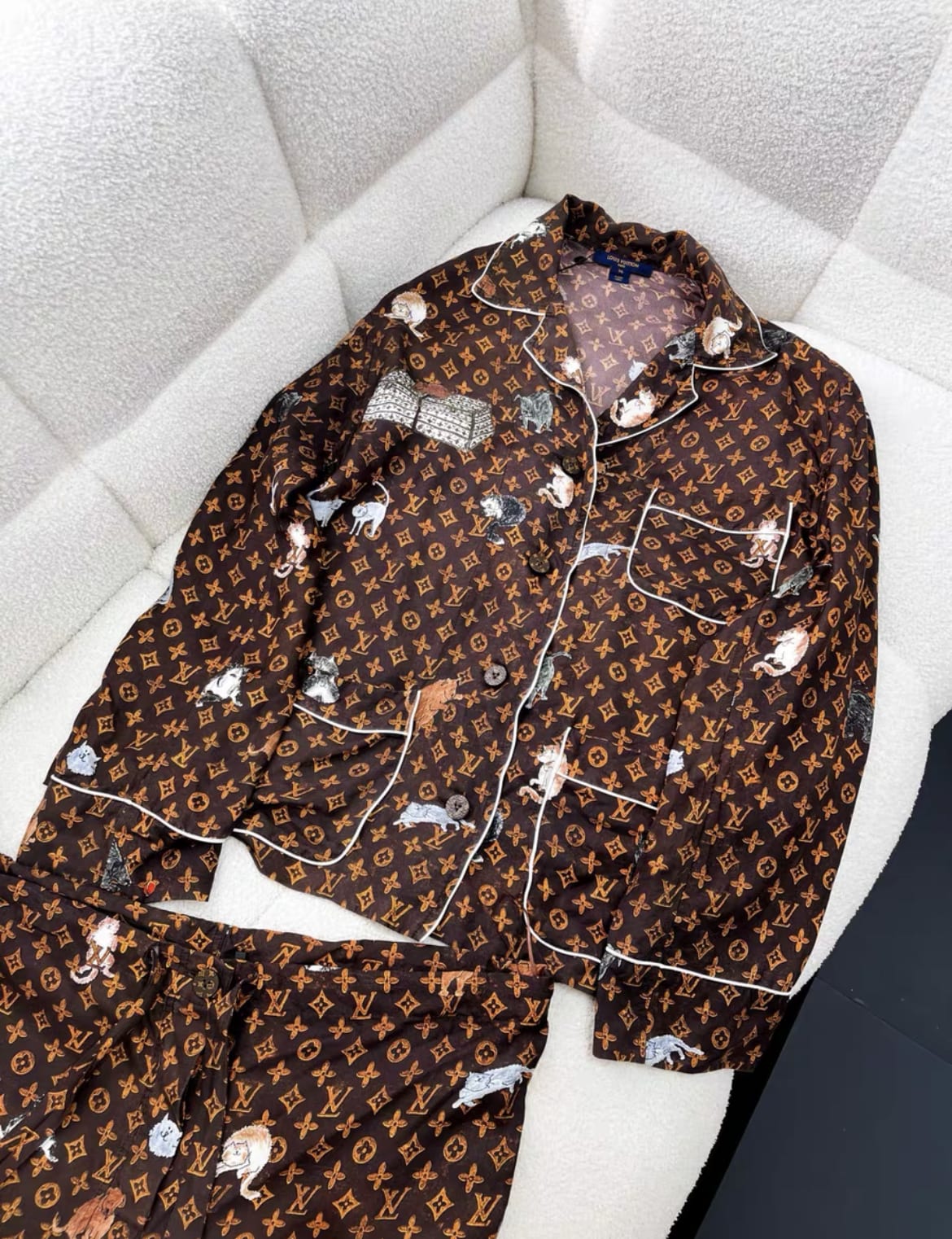 Louis Vuitton silk pyjamas set size 36