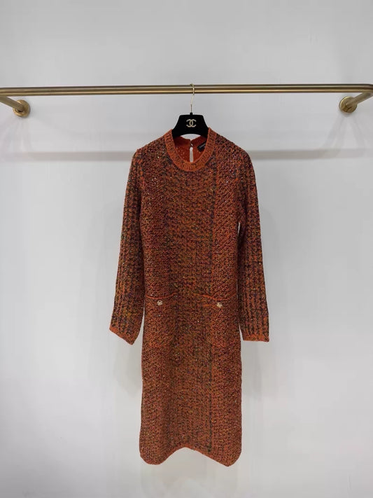 Chanel 24K black and orange shimmering knit dress with two pockets,