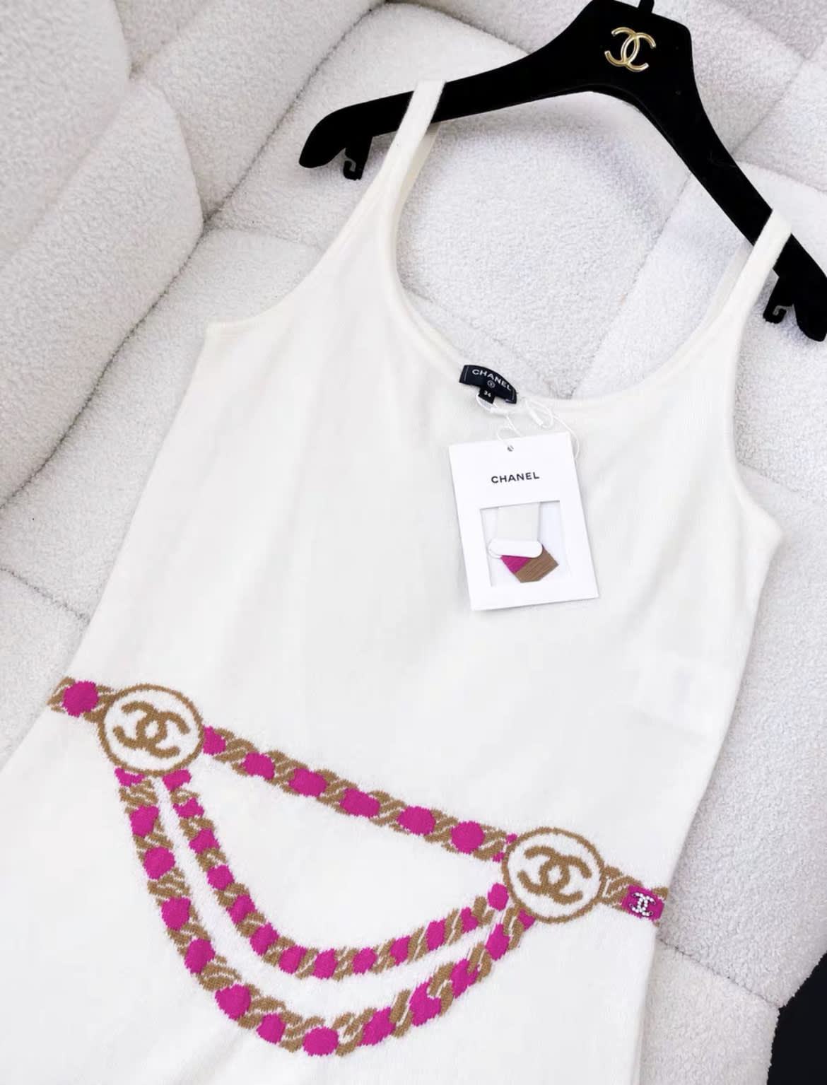 Chanel 23N coco neige white cashmere dress With pink details