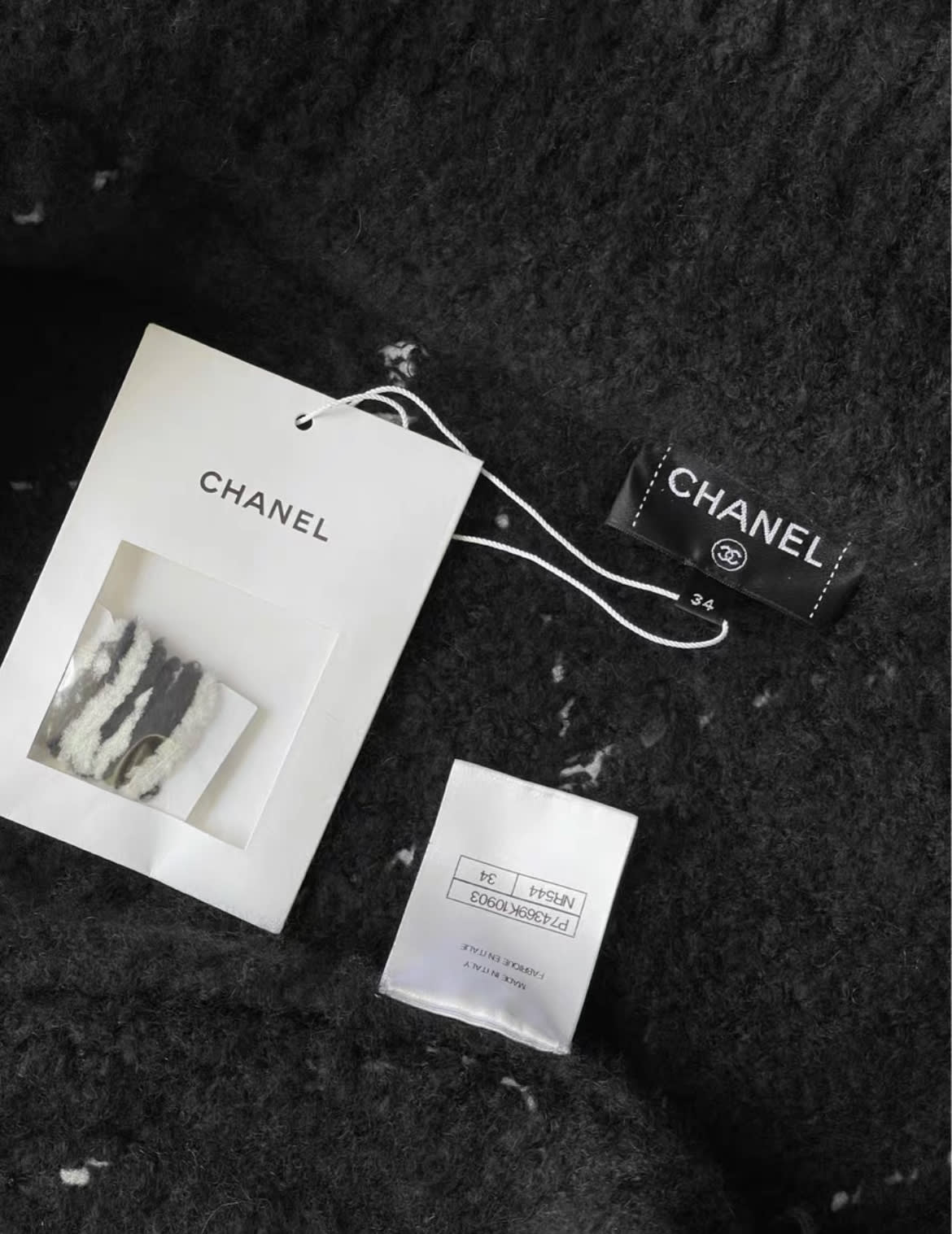 Chanel 2023 Coco neige 23n ski series black cashmere jacket fr34