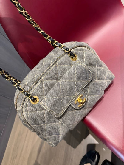 Chanel 24A bowling bag in gray denim (small size)