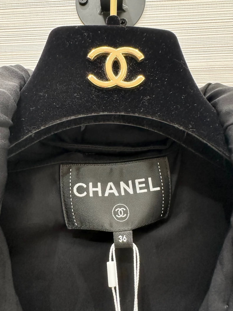 Chanel 25B black multi-pocket hooded jacket
