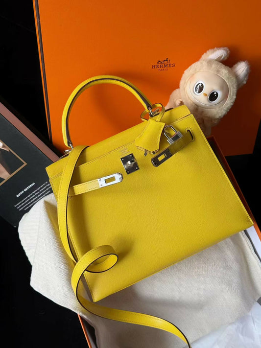 Hermès Kelly Sellier 25 Jaune de Naples Chèvre Mysore with Palladium Hardware