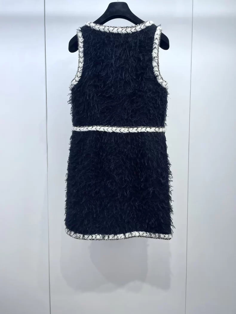 Chanel 25K Black Wool Vest