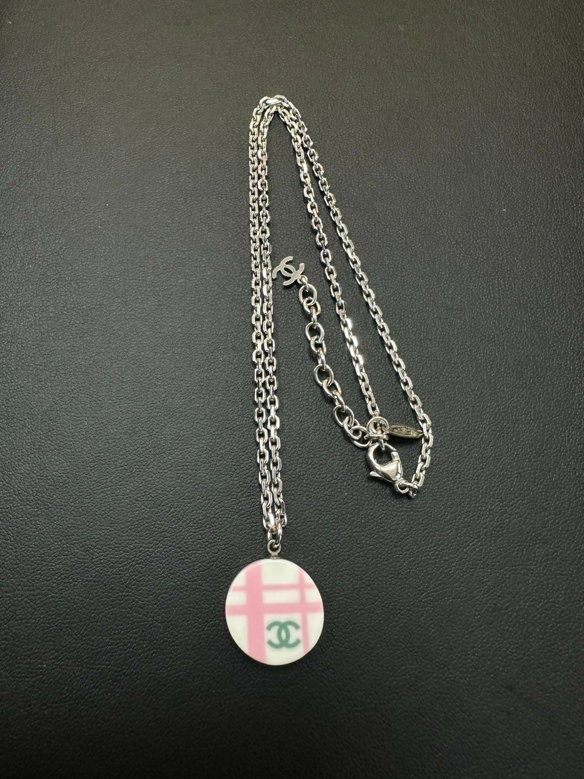 Chanel Vintage 05P Resin Round Pink and White Stripes Necklace