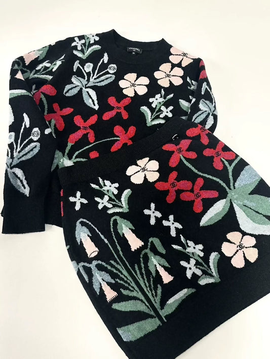 Chanel 21A cashmere sweater and skirt set 34FR