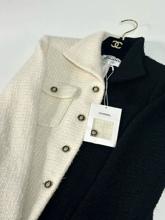 Chanel 20A Black and White ecru tweed jacket
