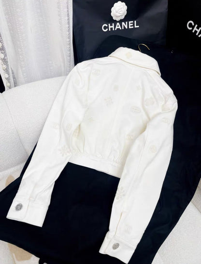 Chanel 21ss White Embossed Denim Jacket