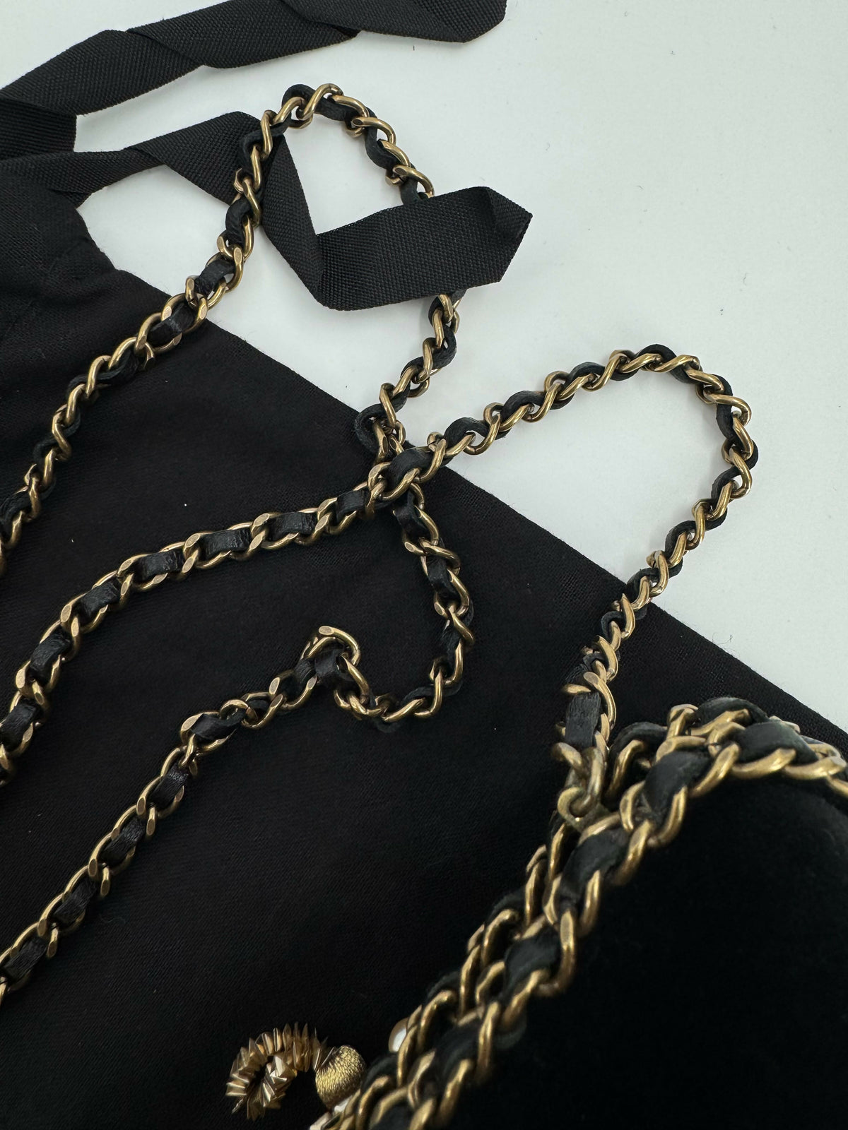 Chanel 2015 Velvet Imitation Pearl & Gold Embroidery Chain Evening Clutch Bag